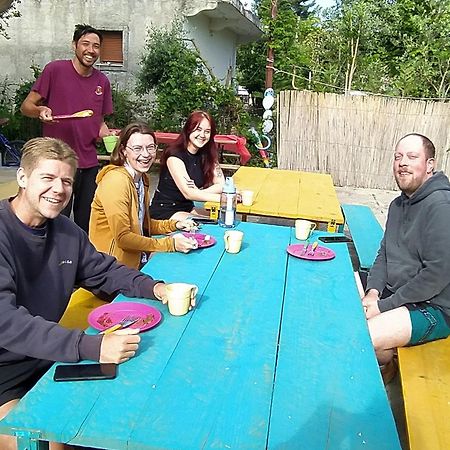 Pinegroove Hostel Vlora ภายนอก รูปภาพ