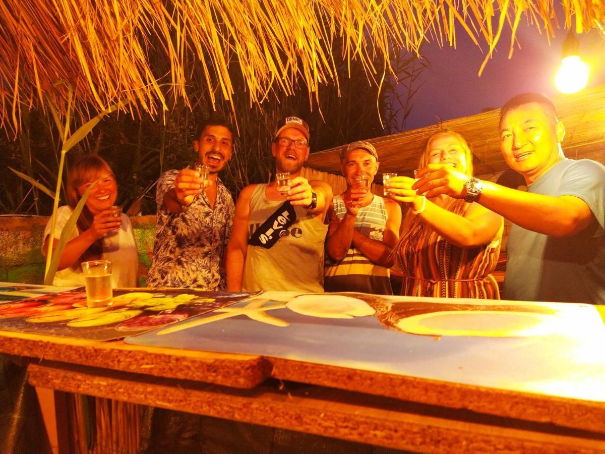 Pinegroove Hostel Vlora ภายนอก รูปภาพ