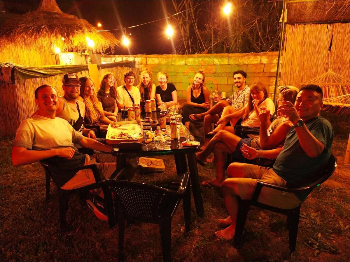 Pinegroove Hostel Vlora ภายนอก รูปภาพ