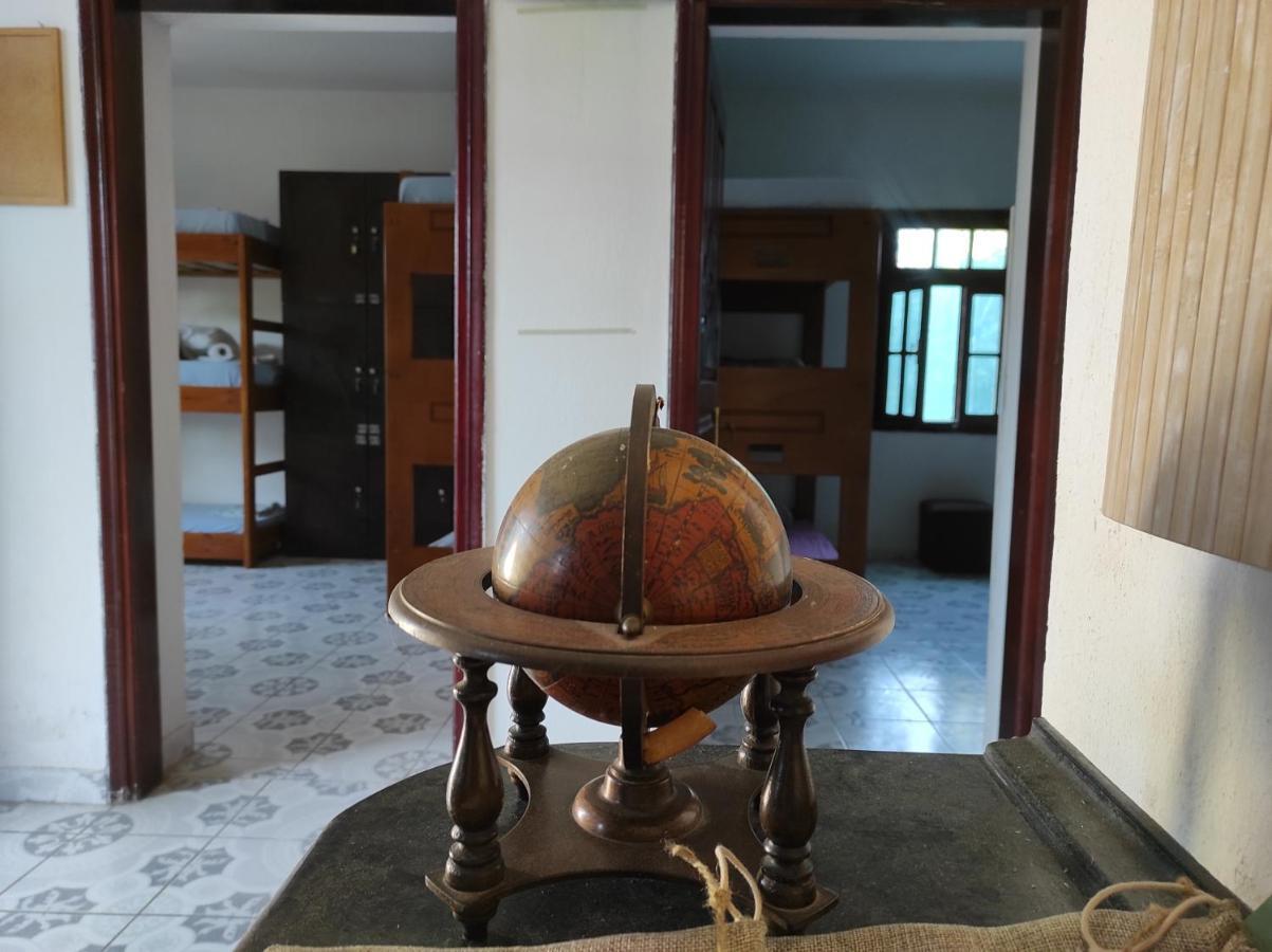 Pinegroove Hostel Vlora ภายนอก รูปภาพ